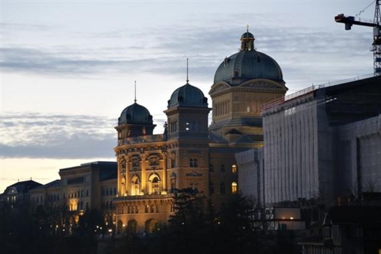 Bauern im Bundeshaus: nur wenige legen alle ihre Nebeneinkünfte und Mandate offen. (Bild lid)