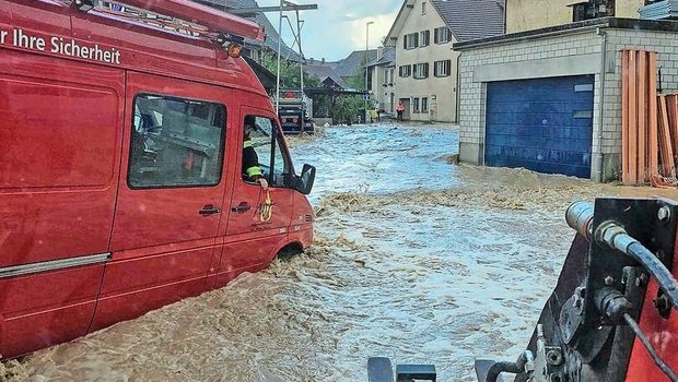 Überflutete Strassen, Keller und Gewerbegebiete: Im Klettgau waren am 2. August die Feuerwehren und viele Freiwillige im Einsatz.