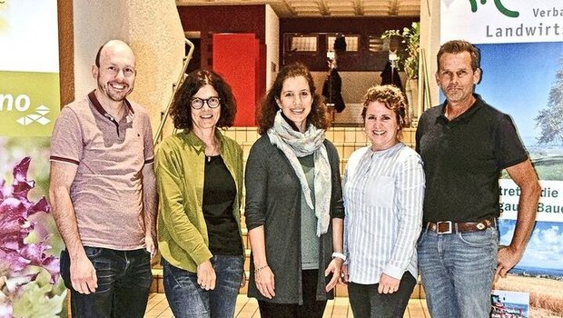 Durch die Veranstaltung führten Tobias Daepp, Christina Kreis, Christine Heller, Rahel Fröhlich und Thomas Ruch (v. l. n. r.).