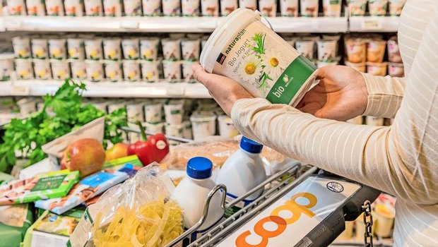 Das Bio-Sortiment bei Coop soll weiter ausgebaut werden. Zudem will die Detailhändlerin stark auf lokale Produkte setzen.