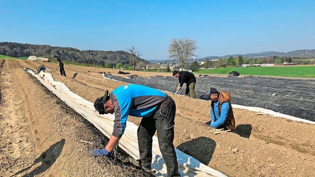 Auch Saisonniers mit eigenem Nebenwohnsitz in der Schweiz erhalten eine Rechnung. 