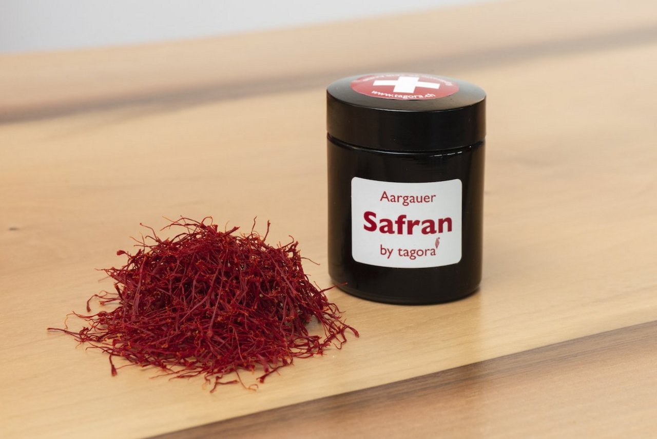 Neben Safran-Fäden produziert die Firma Tagora verschiedene Produkte mit Safran (Foto: Miriam Kolmann)
