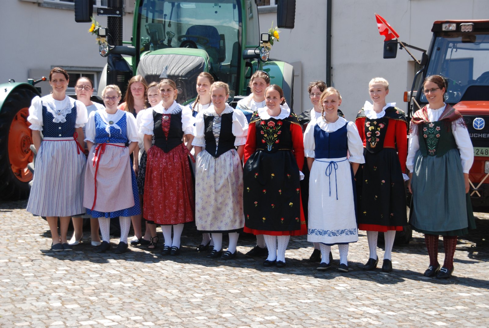 Erntezeit Am Plantahof Die Bäuerinnen Bauernzeitungch Bauernzeitung 