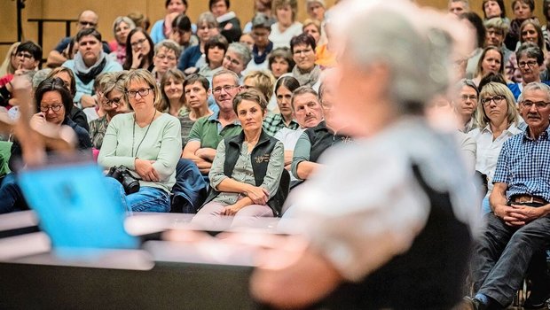 Ein Bild vom vergangenen Jahr: Der «Tag der Bäuerin» an der Olma mit seinen lebensnahen Kurzvorträgen und der Podiumsdiskussion zieht jedes Jahr viele Bäuerinnen und Landfrauen an.