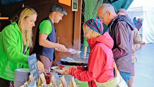 Bio-Märkte wie der jährlich in Zug stattfindende Bio-Markt «O sole bio» sind eine gute Gelegenheit, dem Konsumenten die Vorzüge des Bio-Landbaus aufzuzeigen.