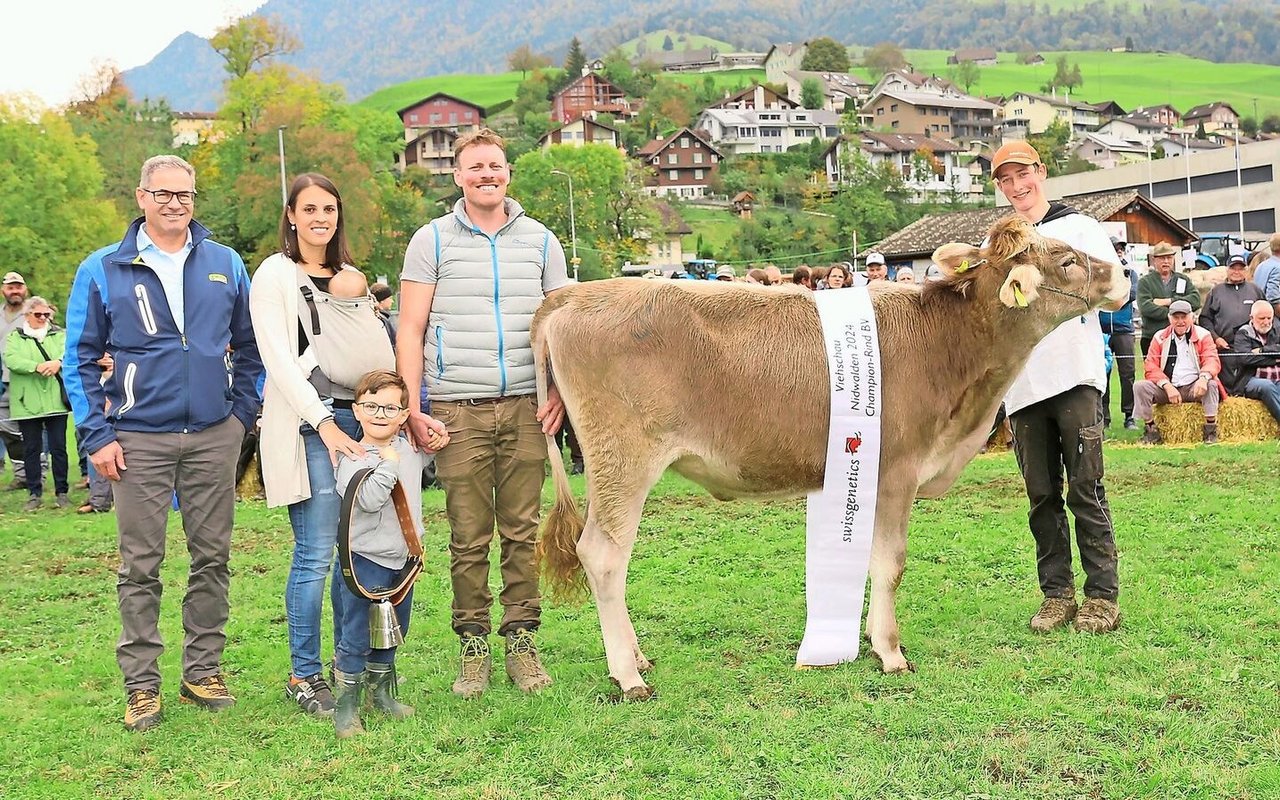 Erblich vorbelastet: Hank Valea von Beat Zrotz, Hergiswil, die Tochter von der bekannten Brice Vera wurde Rinderchampion BS.