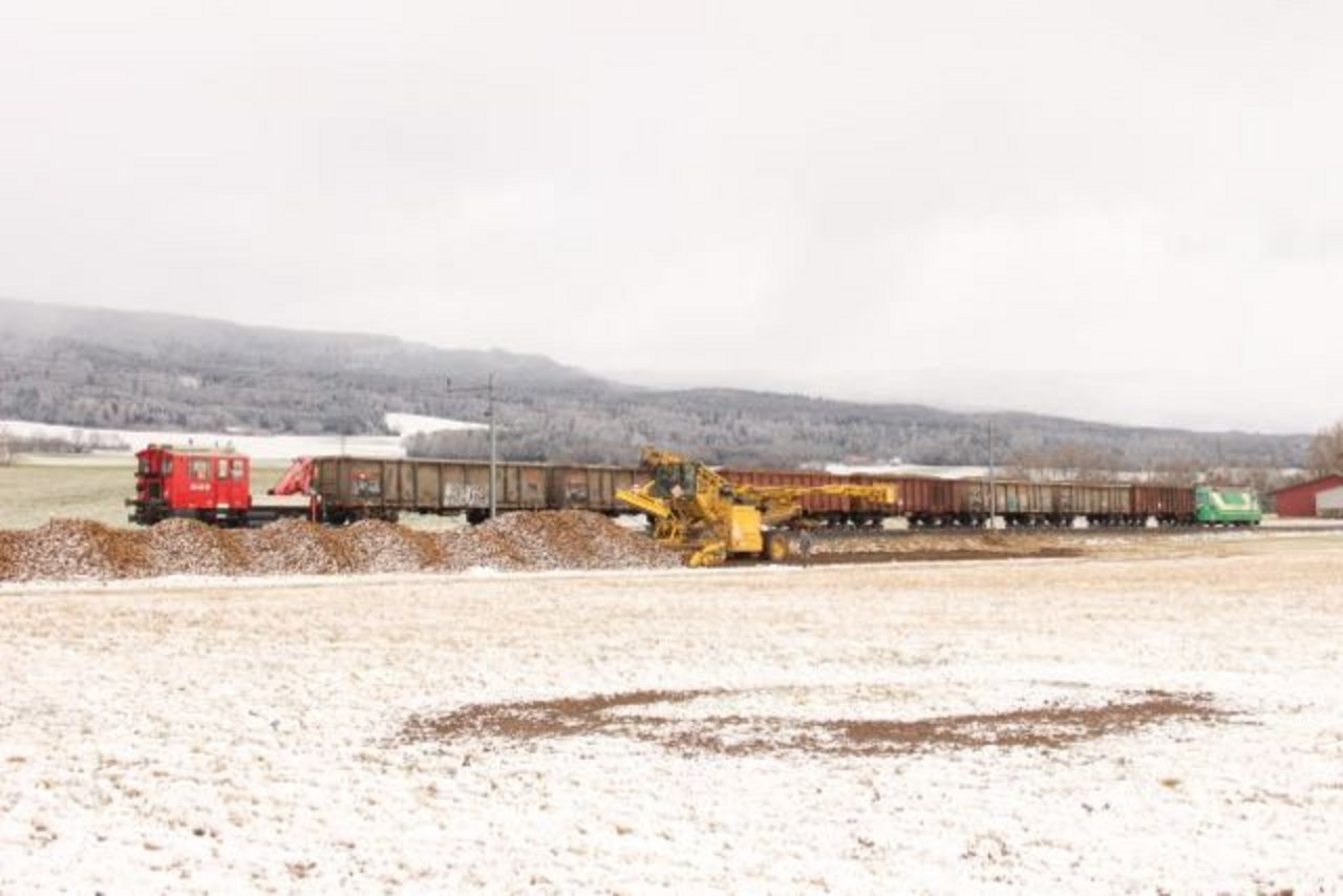 Es war die letzte Schmalspurstrecke der Schweiz, auf der noch Zuckerrüben transportiert wurden. Das hat jetzt ein Ende - aus wirtschaftlichen Gründen. 