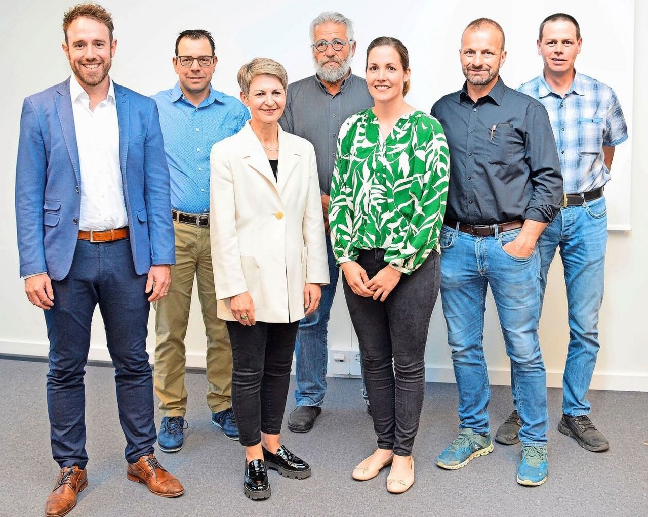 Der neue Aniterra-Verwaltungsrat mit Geschäftsführer Marcel von Ballmoos (l.) und Präsidentin Annegret Hebeisen (3. v. l.).