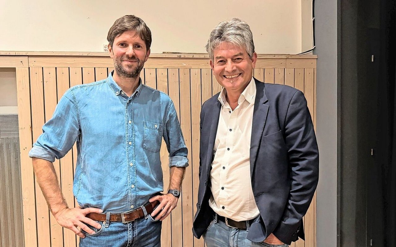 Kilian Baumann (l.) und Martin Haab (r.) waren sich einig: Auch in Zukunft sollen die Schweizer Landwirte möglichst viele nachhaltige Lebensmittel produzieren. Wurde es konkret, gingen die Meinungen auseinander.