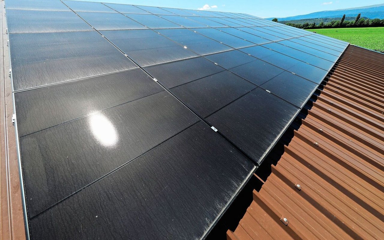 Sonnenkraft: In einigen Kantonen besteht mittlerweile bereits eine Pflicht zu Solaranlagen auf Neubauten.