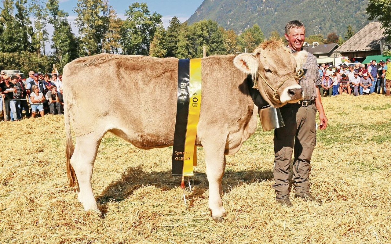 Anakin Silber, das schönste OB-Jungtier, gehört Toni und Heidi Brand-Inderbitzin, Spiringen.