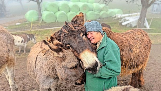 mit ihren vierbeinigen Lieblingen Lucky und Vicondine. 